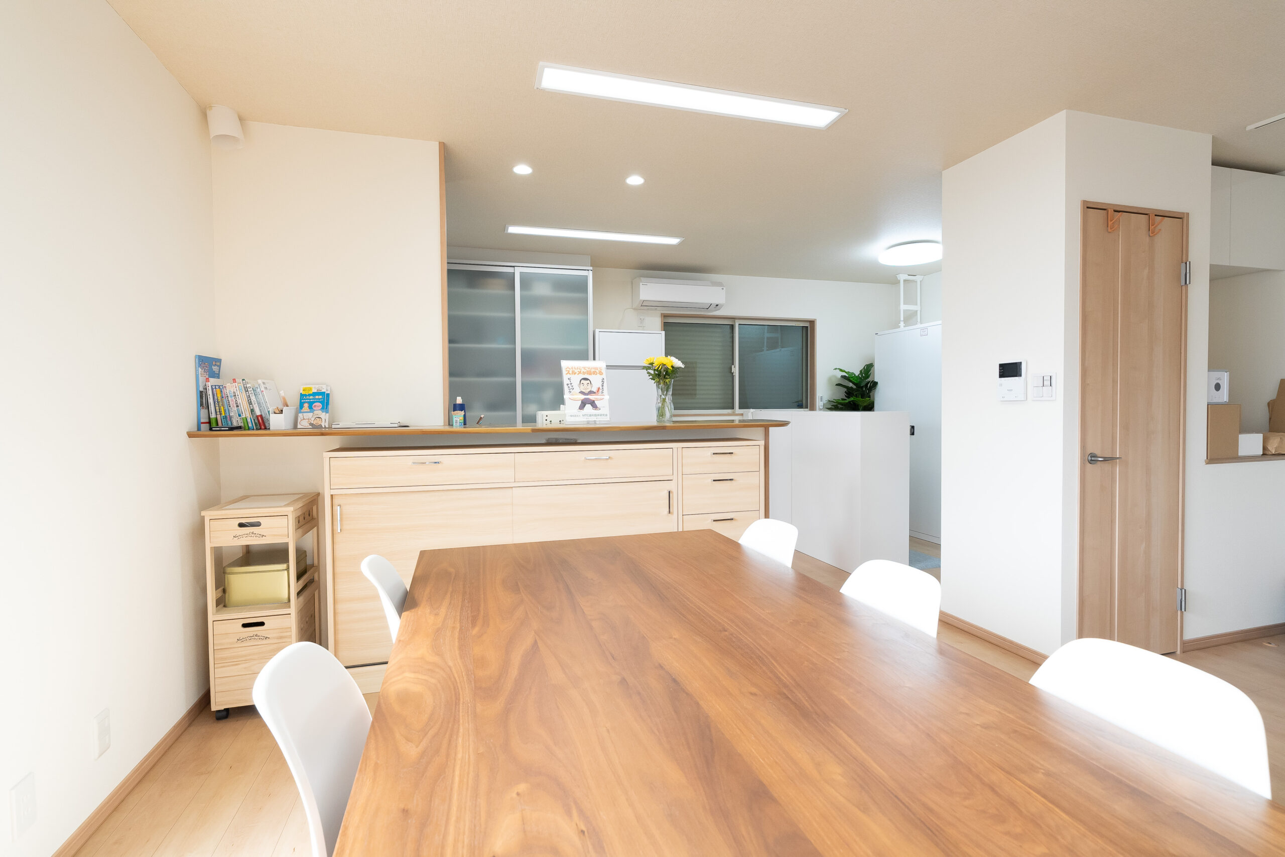 講演会を招致開催